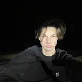 user-avatar